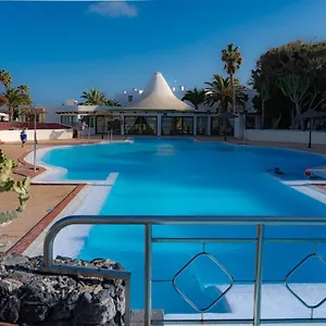 House First Line Of The Sea Holiday home